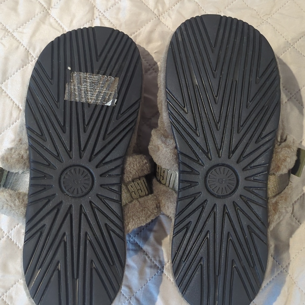 UGG Mens Gray Fluff It 1118120 ComfortLifestyle Slip On Mule Slippers Size 13 - Picture 4 of 5